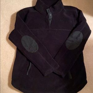 black fleece pullover